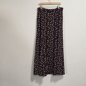Vintage Country Casuals Chic Black and White Floral Maxi Skirt